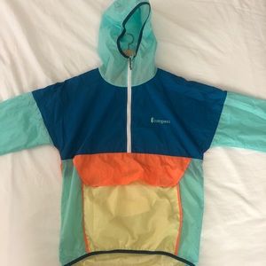 Cotopaxi windbreaker rain jacket shell